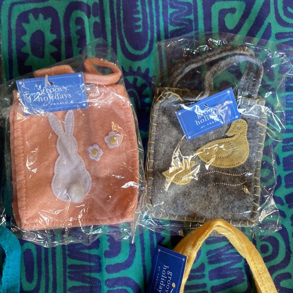 Easter Gift Bag Assortment 6 Brand New Bags, Groovy Holidays Cute Felt Designs - Picture 3 of 12